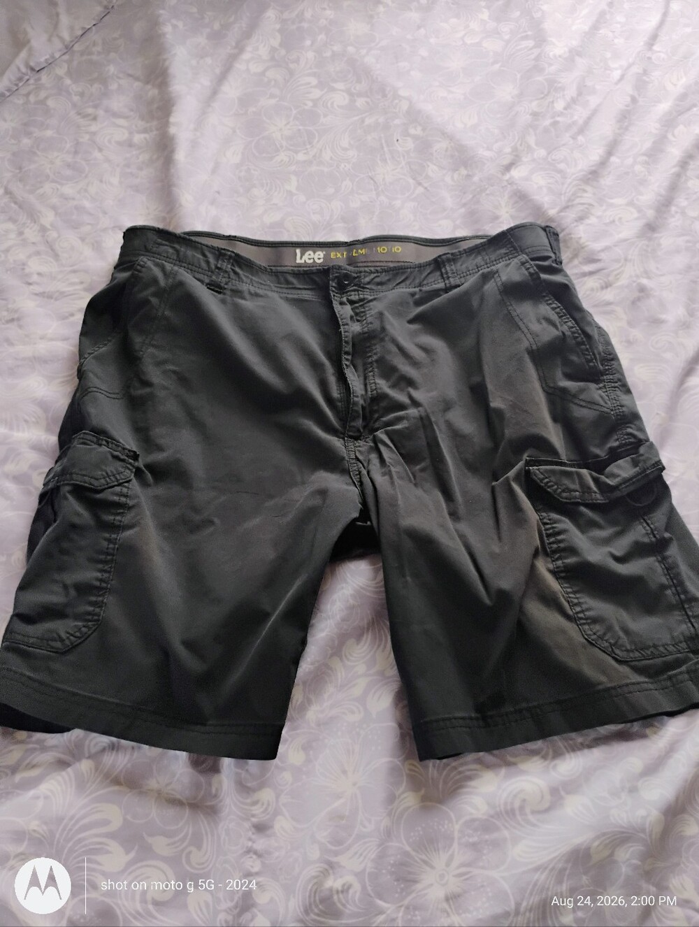 Lee Men’s Black Cargo Shorts with Utility Pockets